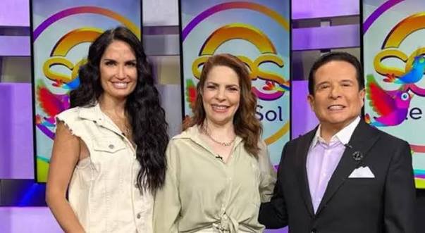 maguies24's tweet photo. A los Fans de ESE/GEMA no le den Visibilidad a los SUPUESTOS PERIODISTAS, los de SALE EL SOL @soymarianaochoa aunque intentes desviar el HATE para limpiarte no va a pasar! Culera, solo porque crees tener el poder sobre los Culeros periodistas 
#lcdlfmx
#lacasadeLosfamososMx https://t.co/leCFw7Qmch
