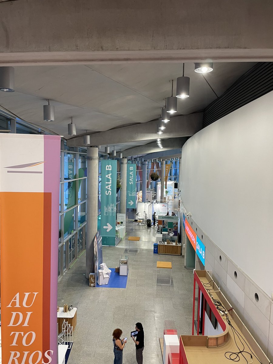 anecorm's tweet photo. ¡Todo preparado! 💡
Reunión para revisar los últimos detalles organizativos y científicos

Mañana arrancamos en Valencia tres días de encuentro, conocimiento e innovación en enfermería de recursos materiales.

¡Bienvenidos! #19Anecorm https://t.co/gkK88SC2Vy