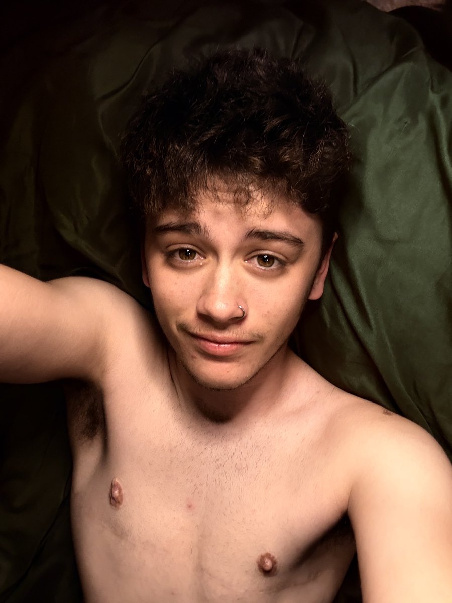 Tobypimpx's tweet photo. Smash or pass? 😈 https://t.co/RSzNLISbcw