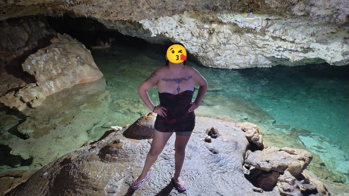 ArelyBasMlbg's tweet photo. Y después de trabajar en opichén 😋
De regreso aproveché refrescarme en el cenote de kopomá totalmente desnuda sin importar que me vieran otras personas 🥵
#yucatan #cenote #flashing #nude #nudism #exhibit https://t.co/NftQVTkX2v