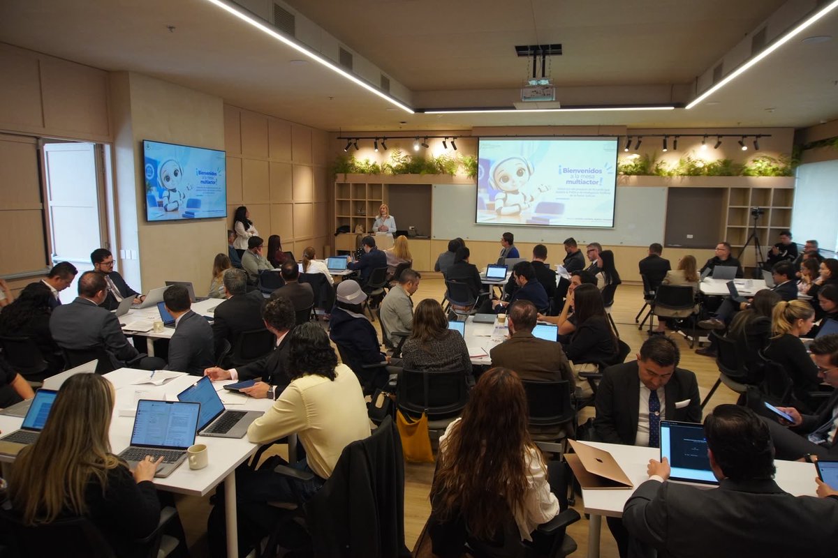 CNDJ_Col's tweet photo. #UsoResponsableIA | La Comisión Nacional de Disciplina Judicial participó en la Mesa Multiactor de #InteligenciaArtificial, un espacio de diálogo y construcción conjunta para analizar y retroalimentar el proyecto de Acuerdo que adoptará la Política de Inteligencia Artificial de la Rama Judicial y establecerá los lineamientos para su implementación.
Este proceso representa una oportunidad para reflexionar sobre los desafíos éticos y jurídicos de la IA en la administración de justicia.