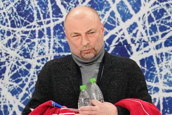fs_gossips's tweet photo. Alexander Zhulin said he intends to challenge the decision denying him neutral status:
"I was denied neutral status before the competition in Bratislava. As a result, I was unable to be with my skaters at the event, although I was not prohibited from traveling there.
My lawyers and I are currently preparing a claim to the CAS."
photo RIA
#iceskate #iceskating #フィギュアスケート #figureskate #figureskating