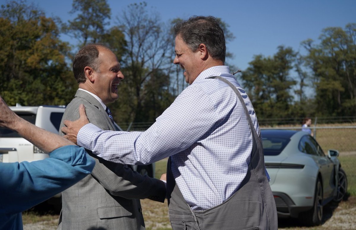RepAndyBarr tweet picture