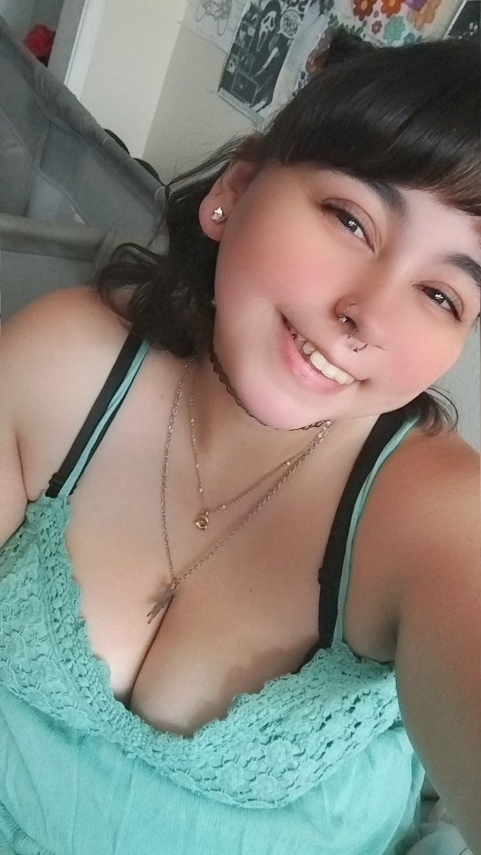 artsyhoot's tweet photo. @JohnSmithk8ld I'm selling content dm meee https://t.co/xji5DIcfHr