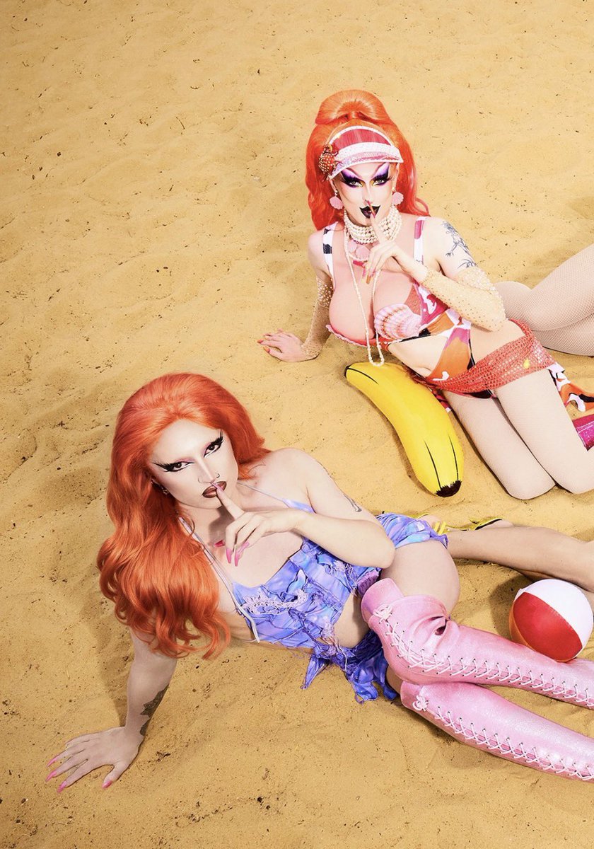 stellsicle's tweet photo. Me and @jennner8 are the Coralik duo ☀️☀️🌝💞 https://t.co/rYd5PDKEEF