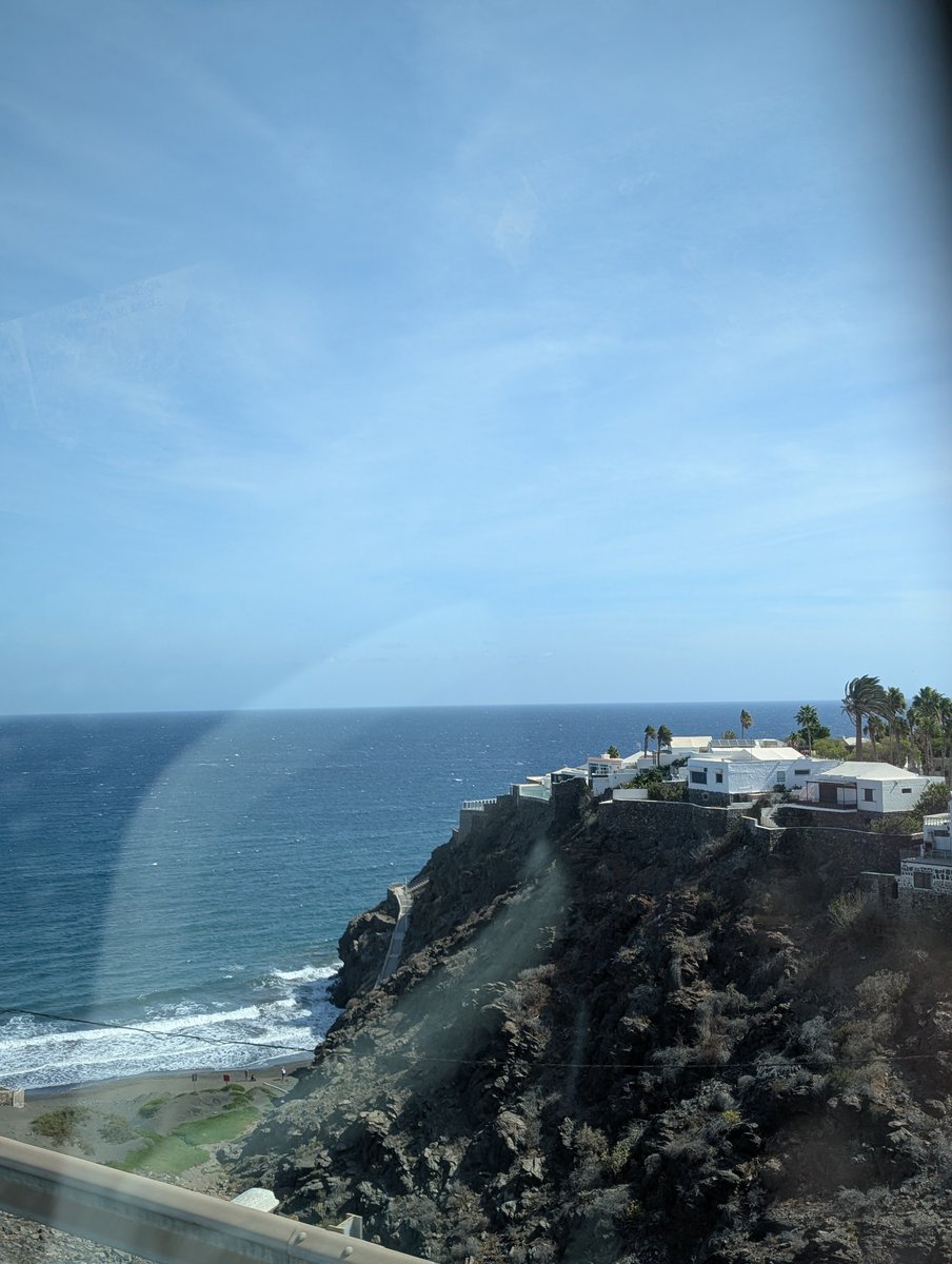 toxicpolinerd's tweet photo. GRAN CANARIA , I LOVE U, BYEEE
Hope I will see u later❤️🇮🇨🇺🇦 https://t.co/YCBrtu5zQj