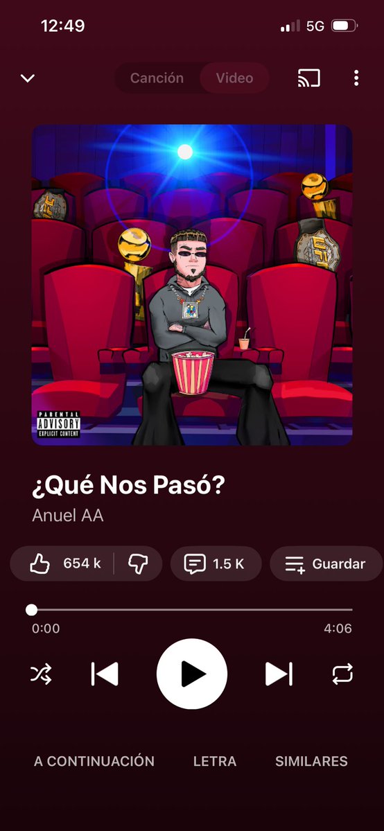 MJFLOWWW's tweet photo. Ya casi es Halloween y toca poner mi canción de terror favorita https://t.co/Irp1m2sL57
