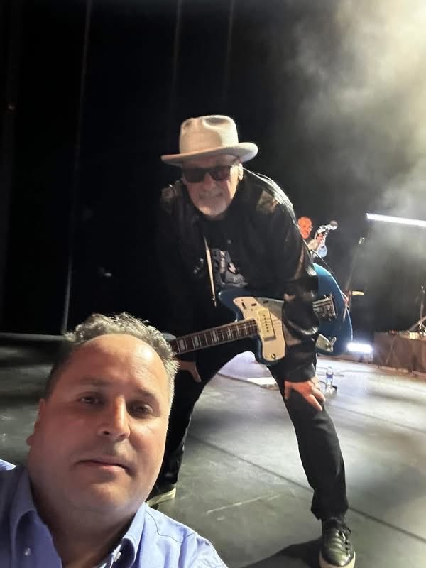 PCarrack's tweet photo. As we prepare to go out on tour, please don’t hesitate to tag us into your fan photos in Germany &amp; the Netherlands - we love them ! ~ Team Carrack
📷 wael Tetuoani https://t.co/8tAv3F7YuW