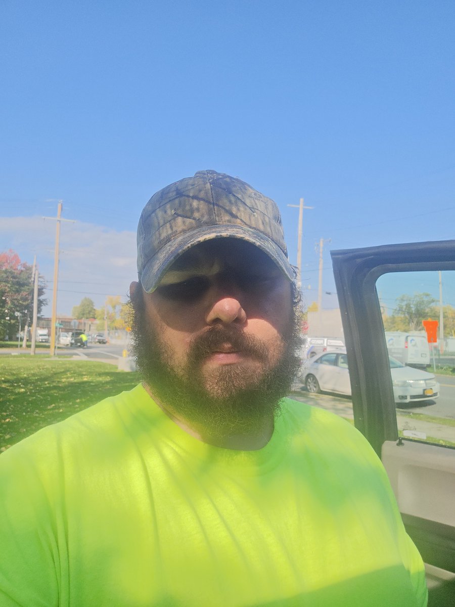 CodyN212's tweet photo. End of the day. Off work finally. https://t.co/0Hv5HrFBBQ