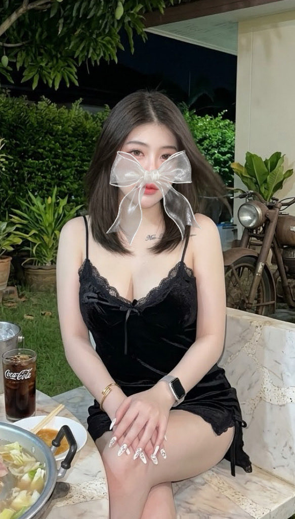 CarolEarlevq's tweet photo. ⚘️⚘️ป้ายยาคนชอบงานผิวเบาๆ ตัวนี้เป็นอีกไอเทมที่ใช้แล้วเพลินมาก12
 กันแดดเนื้อซูเฟล่ นุ่มเบา เกลี่ยง่าย พร้อมรับฟีลคุมมันนานงาน ฟูนุ่มตอนสัมผัส แต่พอเกลี่ยแล้วเนื้อเบาลง  สมุย 
ไม่มีมัดจำ ทักมาคุยกันก่อน ตอบเร็ว

🆔  minami246
#���ับงานสมุย  #รับงานเกาะสมุย🍋 https://t.co/FlB5akwEZG