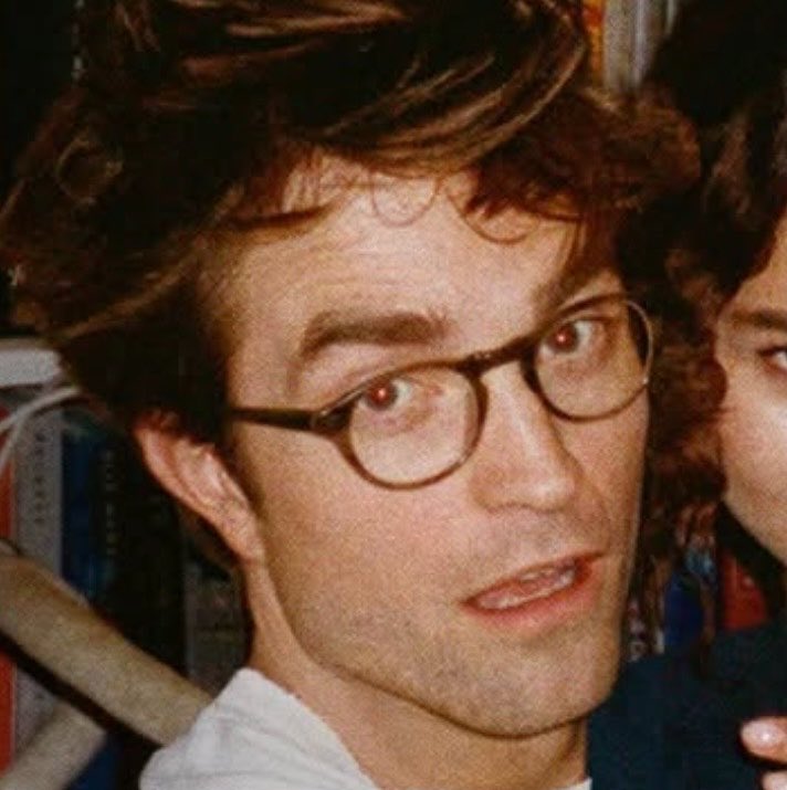 batt1nsonbf's tweet photo. i love hot nerd https://t.co/eUhCsZxGaO