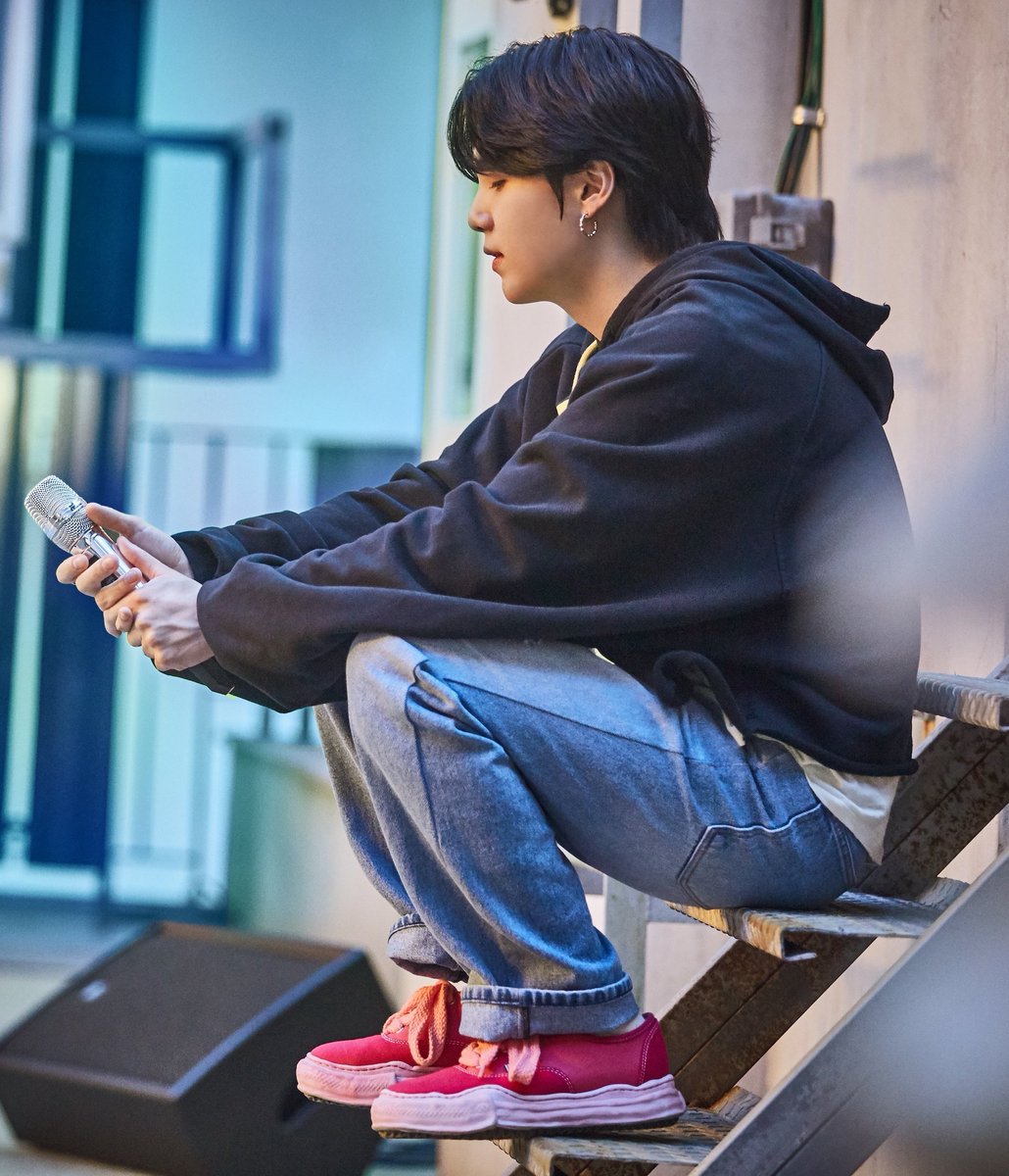 MinSuZie7's tweet photo. I vote for #ARIASBTS at the 2026 ARIA Music awards 🎤 https://t.co/RaH7ylNwNr