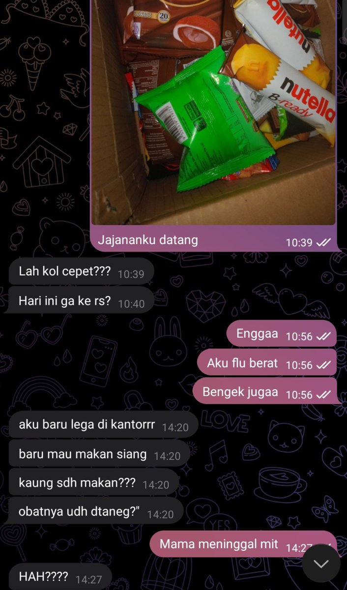 biungaa's tweet photo. Aku beli jajanan buat nyemil klo lagi jenguk mama di ICU, tapi siangnya ditelfon pihak rs. Akhirnya yg makan ponakan2 pas abis penguburan🥲 https://t.co/chGT1LYll6