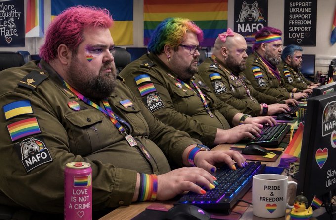 Russenbot321's tweet photo. @welt Ich habe bei euch ständig die Umfragen gesehen, da war nie davon die Rede. Seid ihr jetzt auch Bots geworden oder haben euch die hier gehackt? https://t.co/ZQrBJlPhSB
