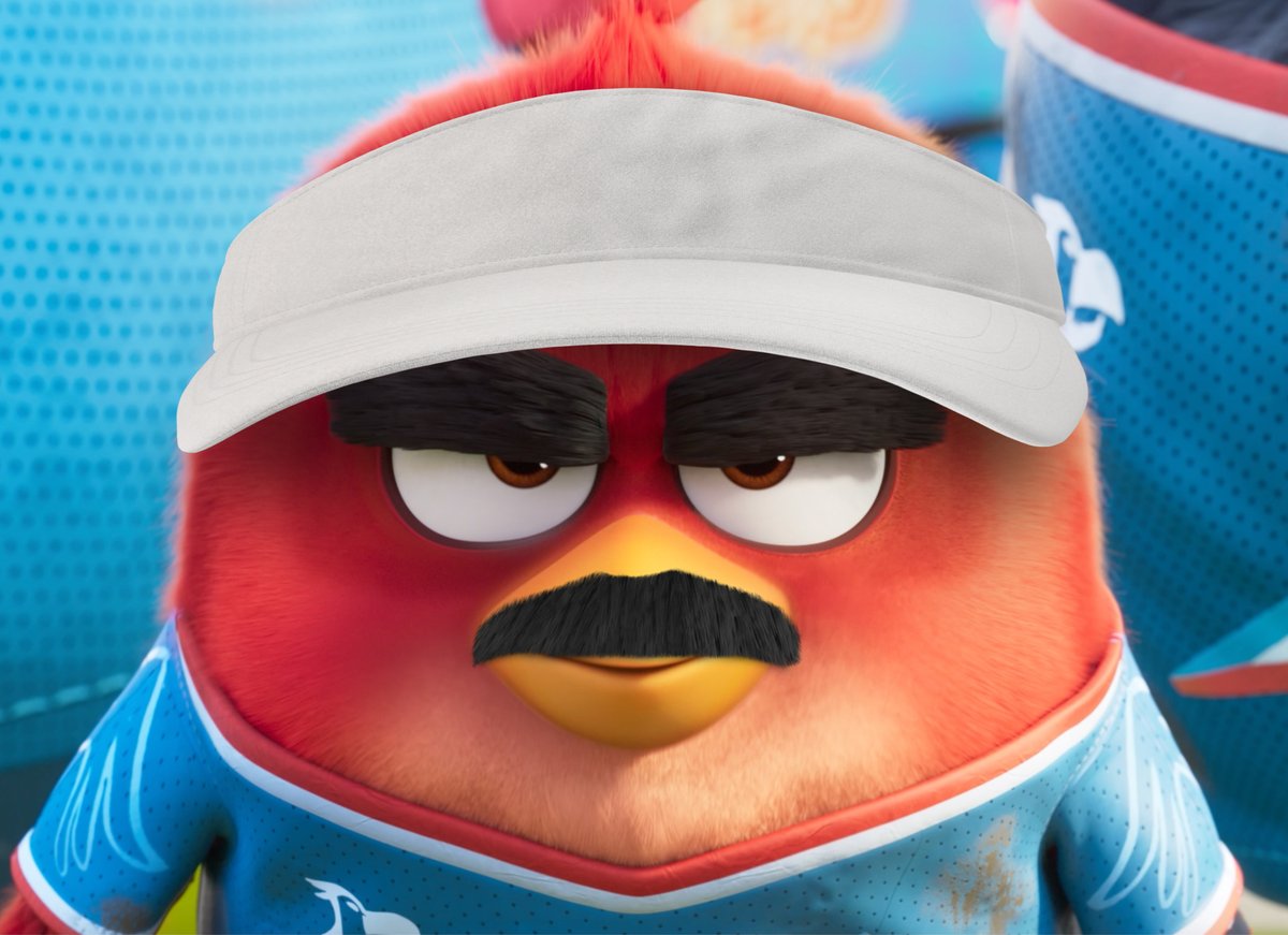 ParamountMexico's tweet photo. De la cancha a la rama. No te pierdas a T̶e̶d̶ Red en #AngryBirds3 🐦🔴 Enero 1, solo en cines. https://t.co/kgp2S5G7zc