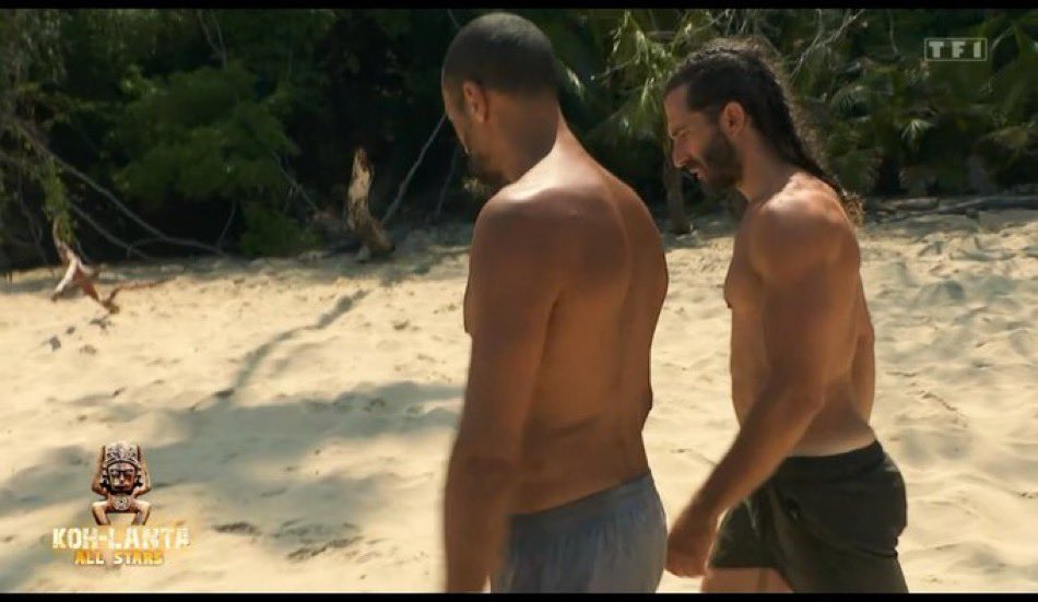 Zinczzh93k's tweet photo. #KohLanta Maxime et Yassin c est les 2 antagonistes qui se rencontrent 🤣🤣🤣 https://t.co/0gpLeApMtI
