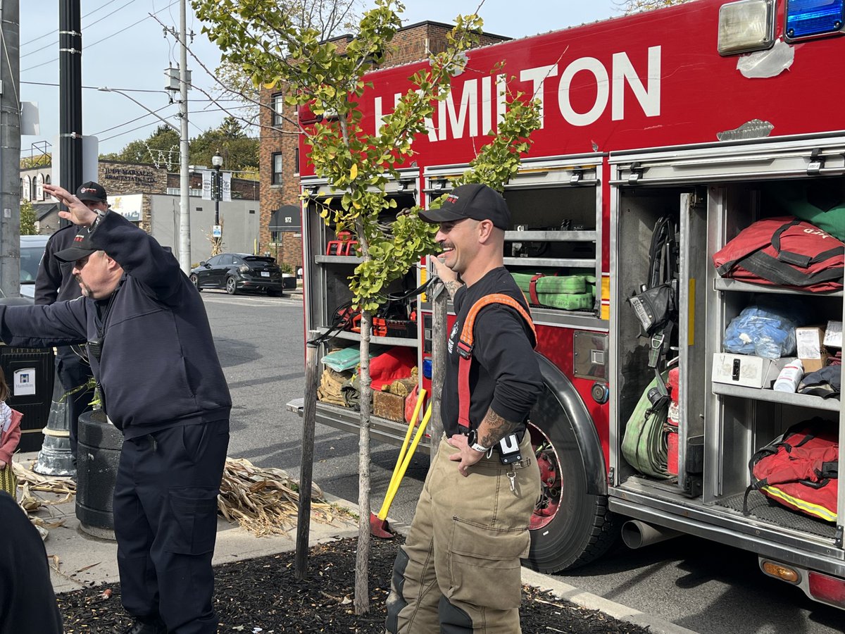 HamiltonLibrary's tweet photo. Families were treated to Hamilton Fire Department demos and advice at the Concession and Locke Branches during last week's Fire Prevention Week! 🚒 

Kiddos learned about the life-saving equipment and uniforms involved when responding to emergency calls in the #HamOnt community. https://t.co/ImUNm9AkPD