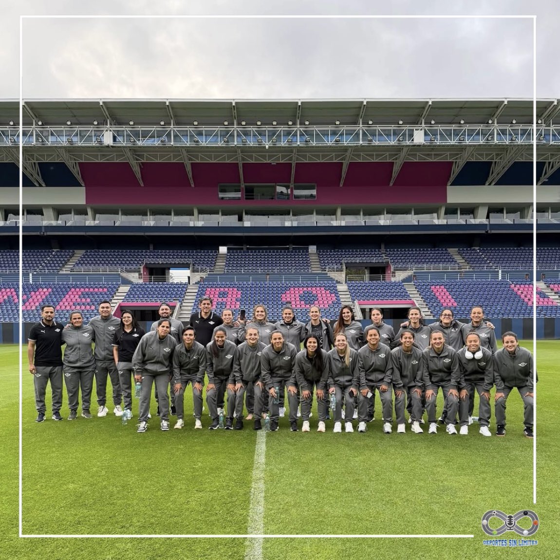 Dep_SinLimites's tweet photo. ⭐🏆 ¡Las estrellas de la #LibertadoresFEM comienzan a llegar a Quito! 🇪🇨

📌 Este jueves 15 arranca el torneo femenino de clubes más importante de Sudamérica en los estadios Banco Guayaquil y Rodrigo Paz Delgado.

¡Somos @dep_sinlimites! 🎙️⚽️ https://t.co/mxdbmKVVkV