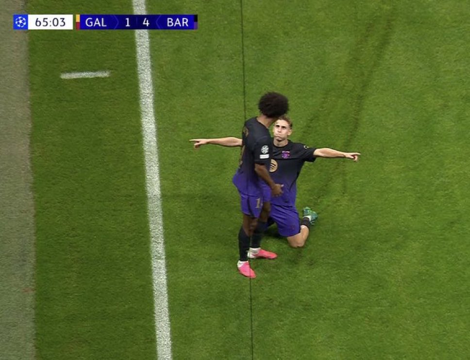 GBarca_'s tweet photo. Fermin legit celebrated Adeyemi’s goal more than Adeyemi himself 😭❤️ https://t.co/Ds8aICry9V