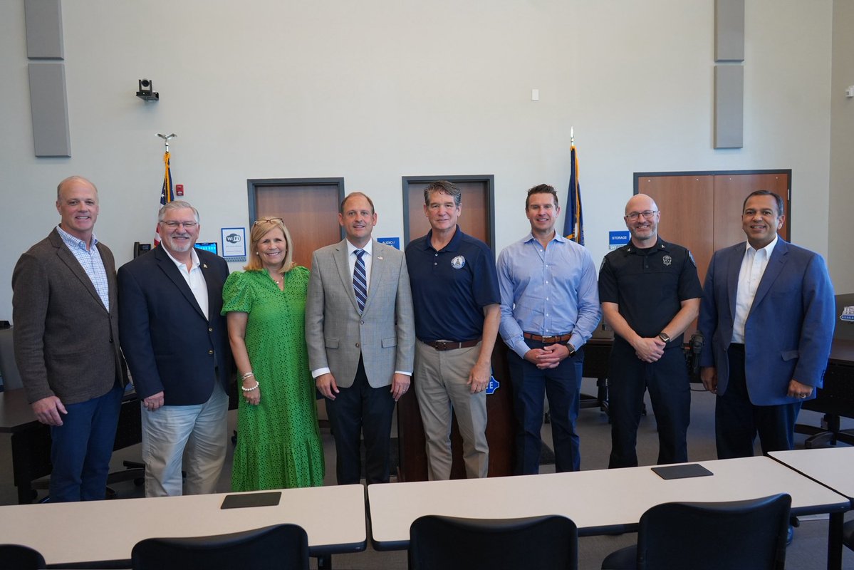 RepAndyBarr tweet picture
