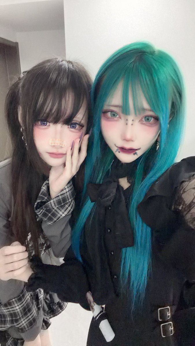 fumoto007's tweet photo. #北京 #爸爸活 #地雷女 #门槛妹 
哼哼 https://t.co/jkQJNsKTFr