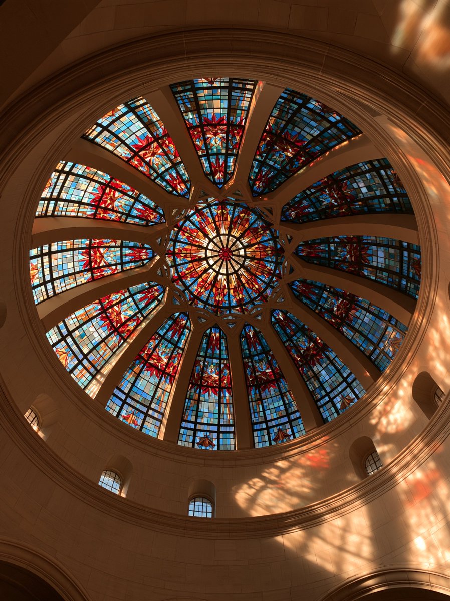 architectvibes's tweet photo. Stained Glass Architecture https://t.co/tVPlGpBBzR