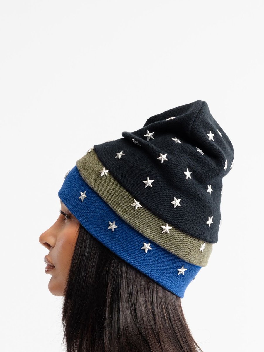 cantleavethegc's tweet photo. THE CATEGORY IS BEANIES: https://t.co/lOKLFCC8io