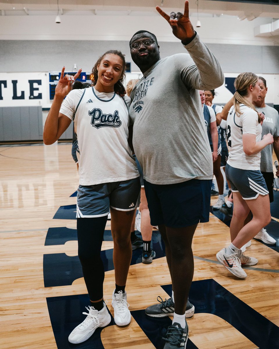 NevadaWBB's tweet photo. A special spotlight on our 6โ3โ Fresno Native, Alexis Swillis! ๐บ๐ฅ
A player of the year. 1,200+ career points. A whole lot of winning behind her.
Lex is a big time addition to our Pack, and we canโt wait to see her go to work in Lawlor ๐
#BattleBorn | #ConnectCommitCompete https://t.co/lrOkFfsvzT