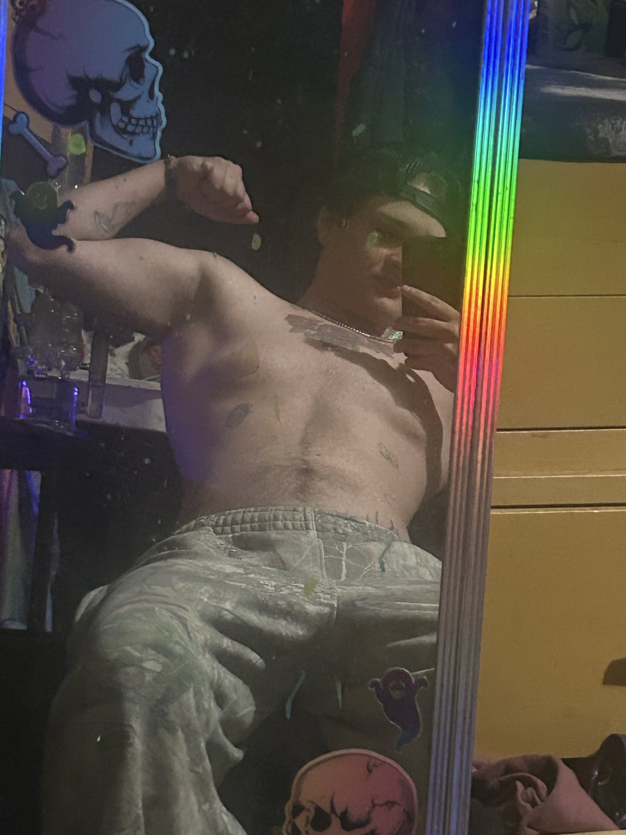 butchboytoyy's tweet photo. Dm me for menu🦎🕷️
#nsfwtwt #transman https://t.co/lwH0SnENbp