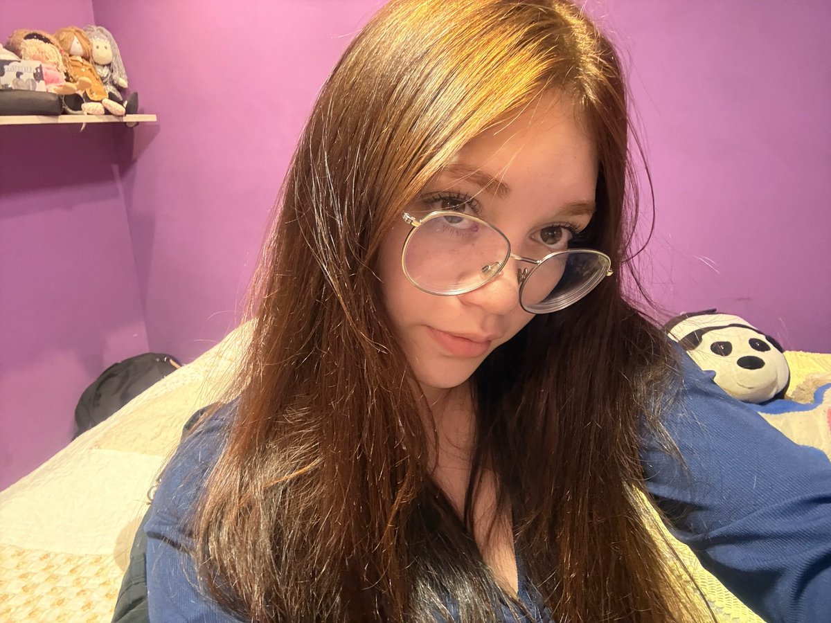 fanyfoda's tweet photo. de pouquinho em pouquinho nois vai ficando ruiva pae https://t.co/SeIf7MGNhT