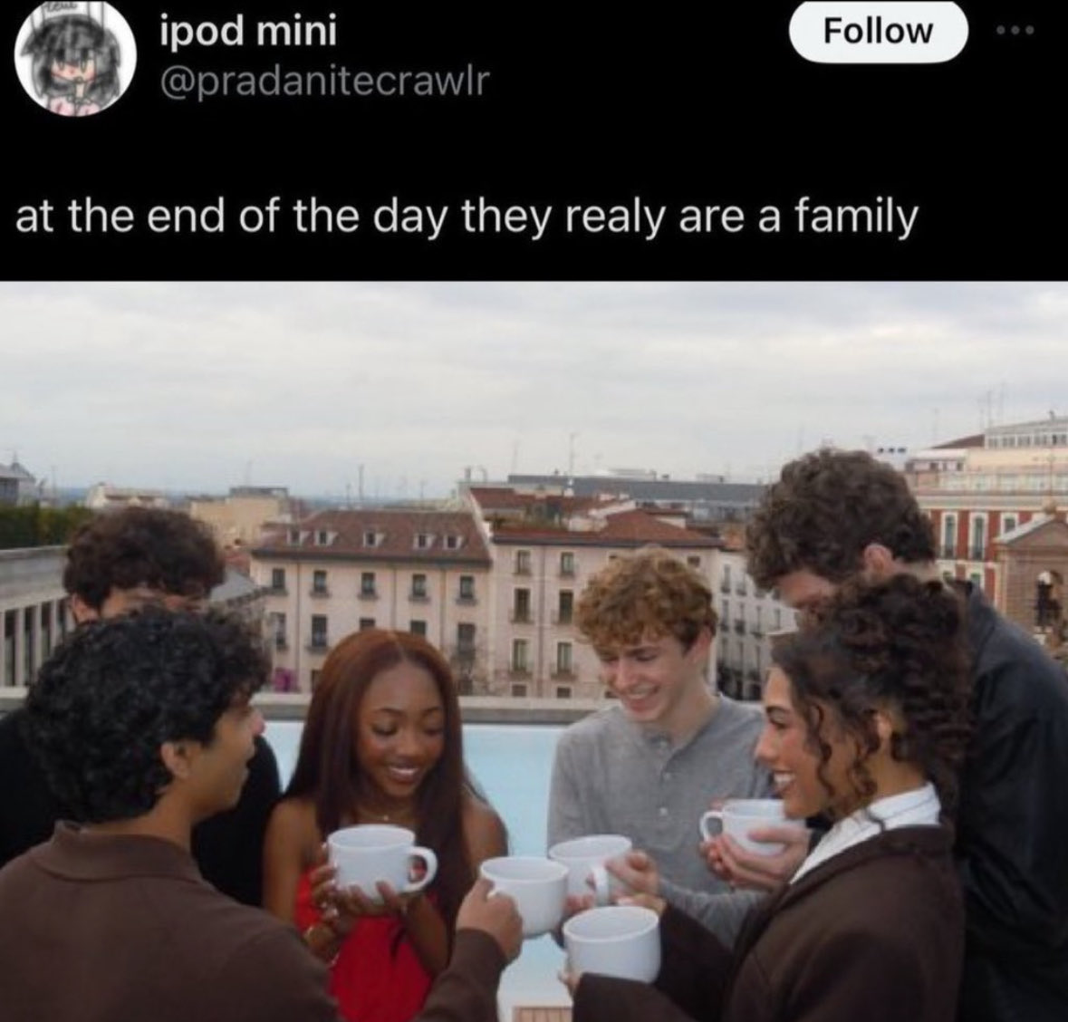 videsetoiles's tweet photo. Seeing pjotwt go from arguing to celebrating the Netflix viewership https://t.co/1dVs6cBIvz