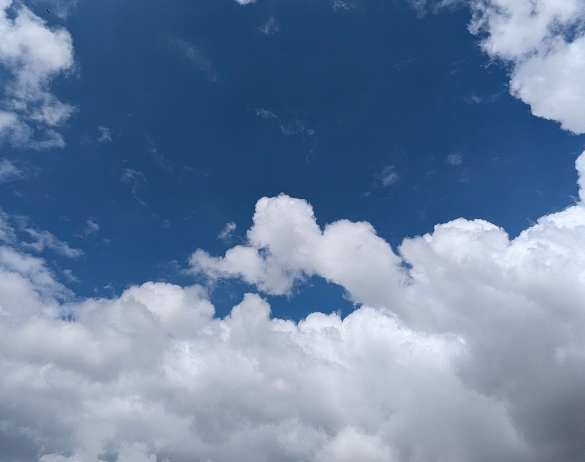 chunueligtneg's tweet photo. Do you have any sky photos you're really proud of? Tell us the story behind that shot! https://t.co/e86tTEg72L