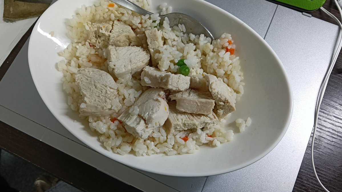 minimini_31's tweet photo. 今朝の餌 https://t.co/O6kR3XzNlG