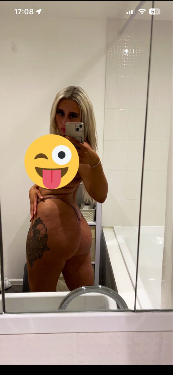 VaixFN's tweet photo. more of this tart #wank #uk #hot #milf https://t.co/ynvyX3z5Y1