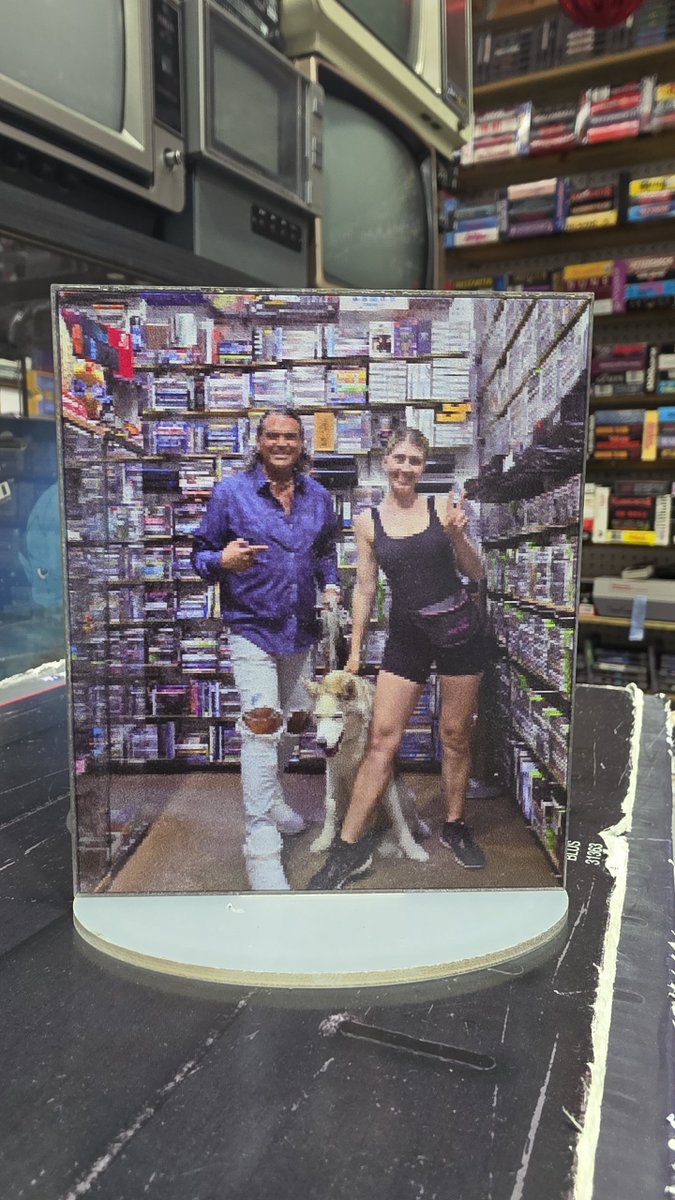 toyrattca's tweet photo. The best #storemanager in #Toronto #mississauga #miltonontario #acton #oakville #Brampton #PhysicalDisc #PhysicalMediaForever #Physicalgames #customer #fyp @SegaGirlAdventr tks for everything you do https://t.co/KuOzKgQORb