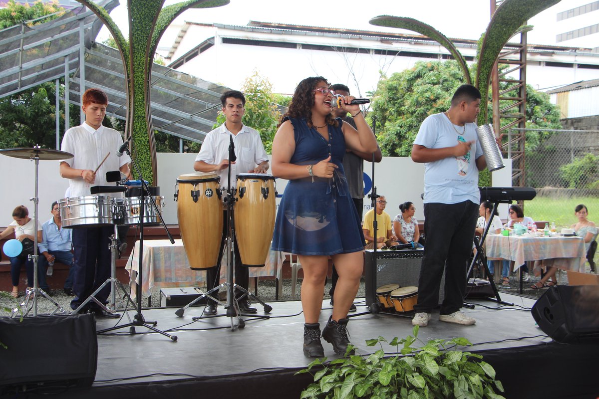 bienestarug's tweet photo. La Universidad de Guayaquil reafirma su compromiso con el arte, la cultura y la vinculación con la comunidad.
#UniversidadDeGuayaquil #BandaTropicanaUG #ArteYCulturaUG #VinculaciónConLaSociedad #FASINARM https://t.co/rXfzYCB4gw