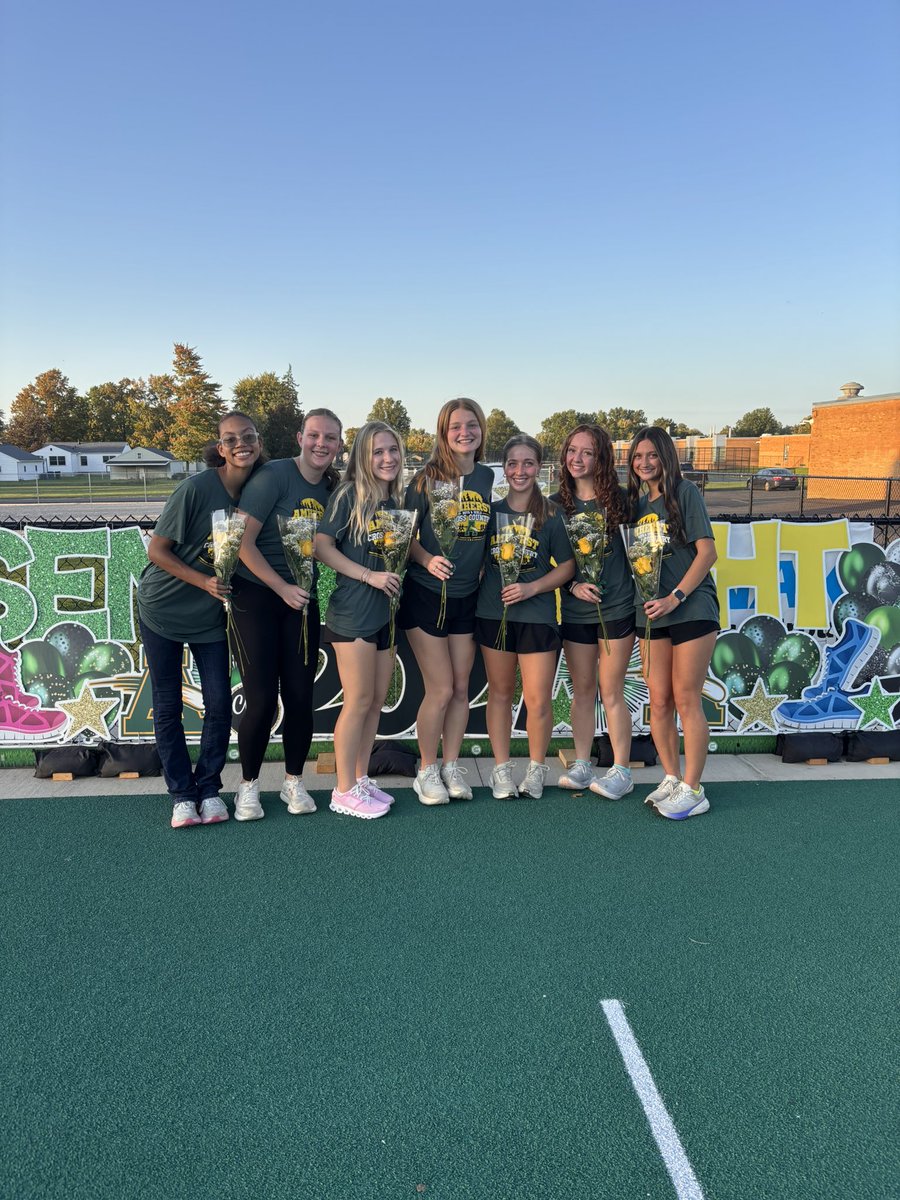 MrsHarigan's tweet photo. It’s Senior Night for our Boys and Girls Cross Country teams!!! Congratulations to these amazing seniors!!! https://t.co/dhOR6eMwqV