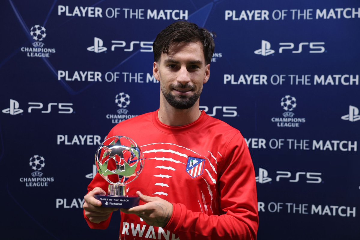 FabrizioRomano's tweet photo. 🔴⚪️ Alex Baena, UEFA Man of the Match for Atlético-Manchester United. https://t.co/ze1Xk9FqW9
