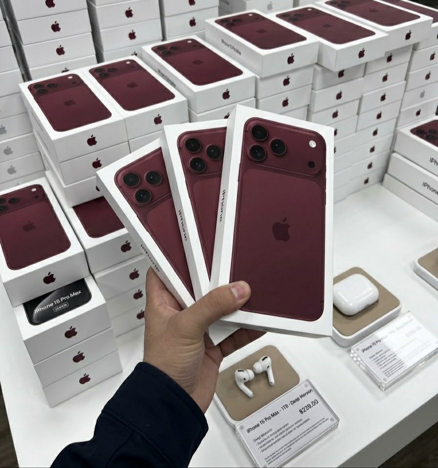AiwithDharmik's tweet photo. We’re giving away 4 iPhone 18 Pro Max devices to 4 lucky followers! 🎁

No rules or conditions. Just like this post and comment “DONE” below.

The winners will be announced tomorrow at 12:00 AM. Good luck! https://t.co/iN3X9UtHhU