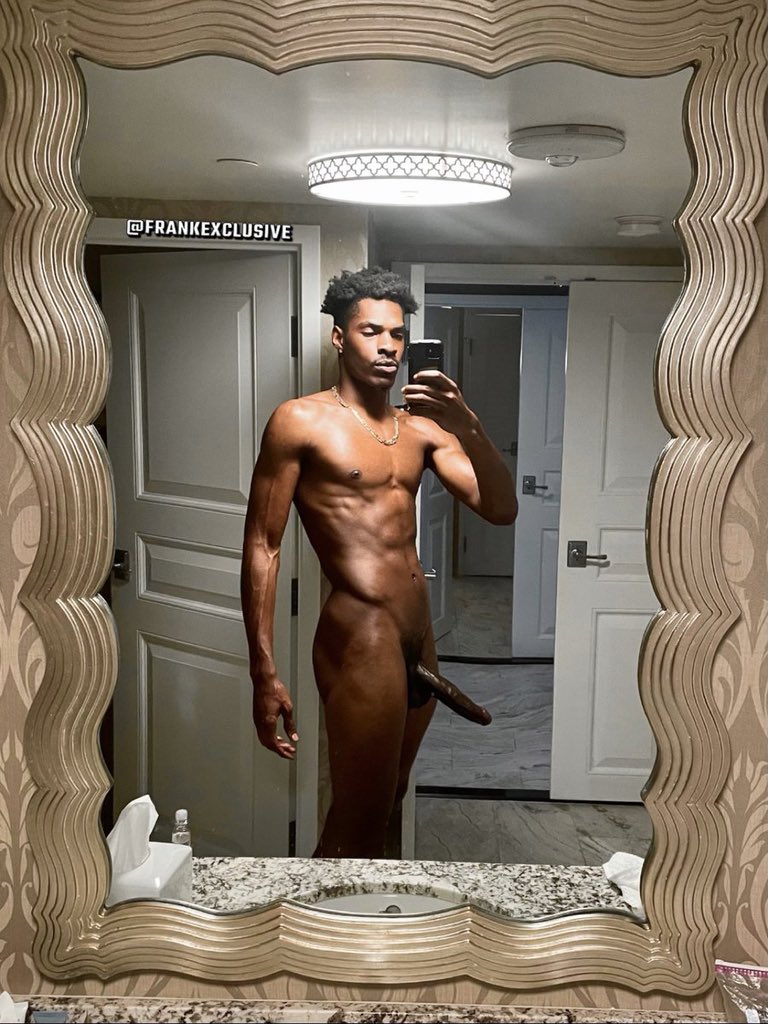 BoysPicsFactory's tweet photo. 🥵🥵🔥🔥🔥

.

📸: @FrankExclusive https://t.co/60f57dwYCA