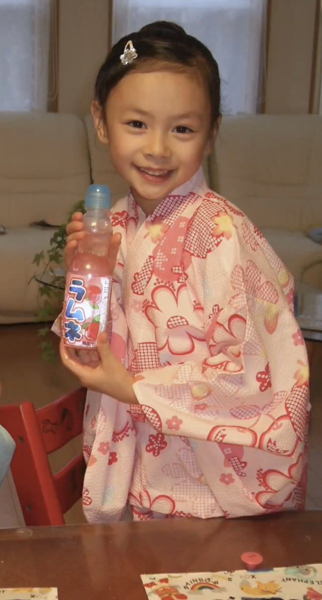 41siis14's tweet photo. あの、何度だって言いますが、伊藤百花ちゃんは整形なしの生まれながらの顔面重要文化財です^_^ https://t.co/XQbNlH83fo