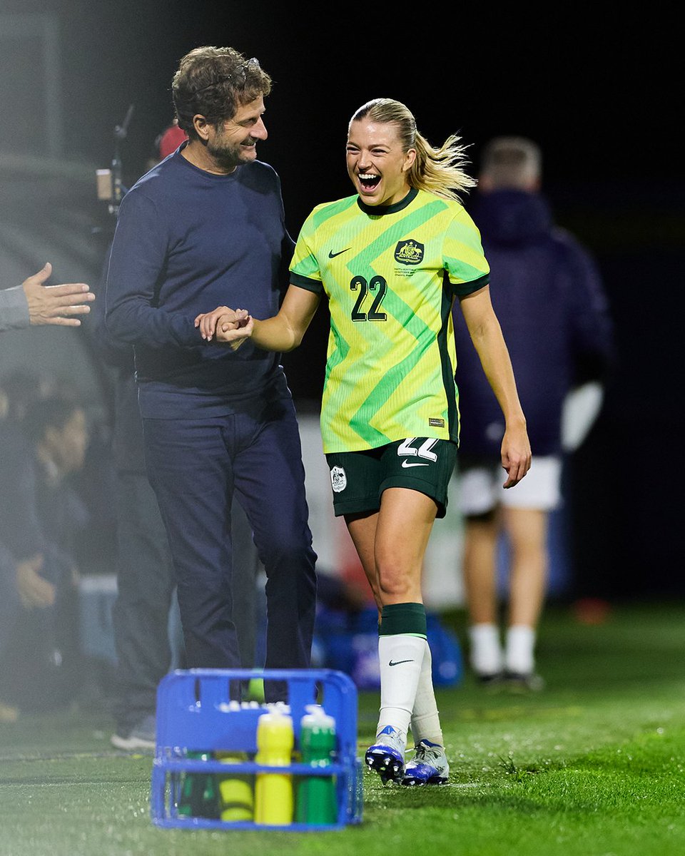 TheMatildas's tweet photo. Great to see you back out there, ChaCha! ππ
#Matildas #HAIvAUS https://t.co/DoesDDAoLu