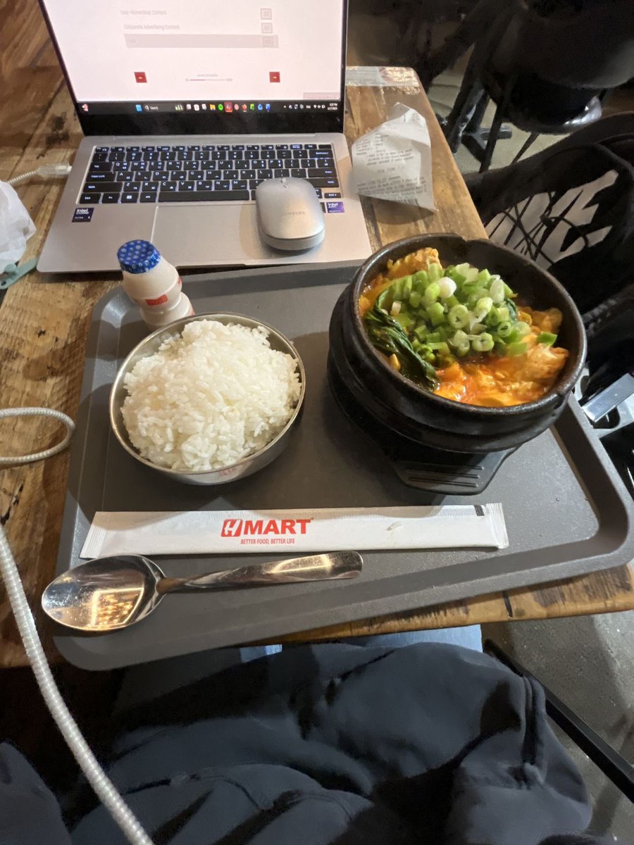 soomental's tweet photo. lunch before my evening classes 🥲 https://t.co/FjIqfhDweL