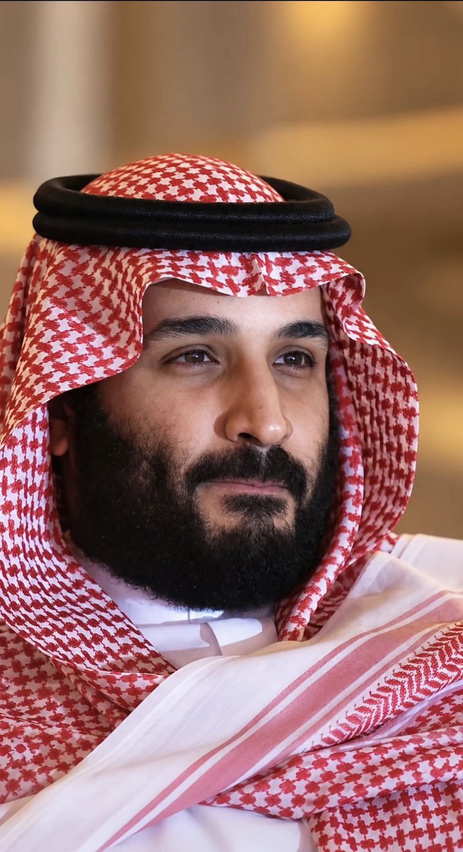 strogSaudi's tweet photo. خلى السلاطين تحت ذباب سيفه بروك
عند الجمال رغوه والمحصنات انعوه 

لايلتفت للملوك ولا عيال الملوك 
يقص راس الملك ويقول صب قهوة
                    🇸🇦🤍
#السعوديه_العظمى_خط_احمر https://t.co/CnqAg9xMhs