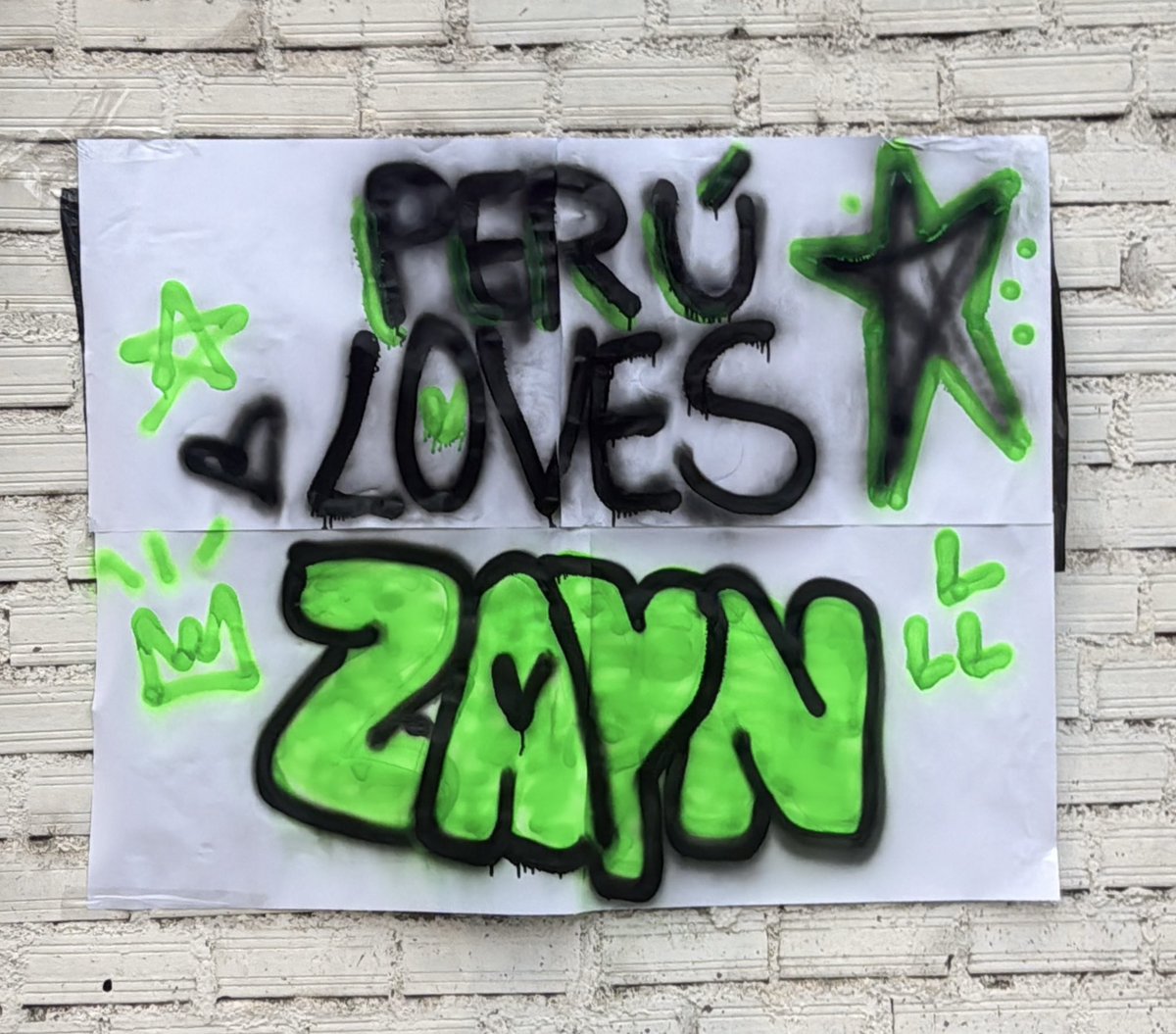 notezjm's tweet photo. WE LOVE YOU @zaynmalik WE’RE WAITING FOR YOU!!! Xx
@livenationperu @inZAYN https://t.co/zLijGvY2uH