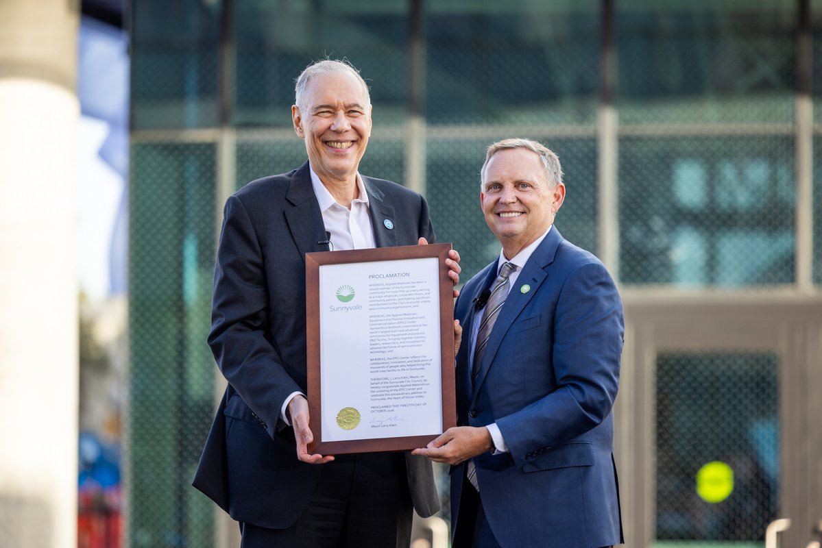 Applied4Tech's tweet photo. The people. The partnerships. The moments that made it EPIC. 🎬  

Relive the highlights from our EPIC Center unveiling as we celebrated our collaborative innovation facility in Silicon Valley, built to accelerate how new chip technologies move from early research to high-volume manufacturing. 

EPIC is built for what comes after next. 💡  

#MakeItMaterial #AppliedEPIC #EPICCenter