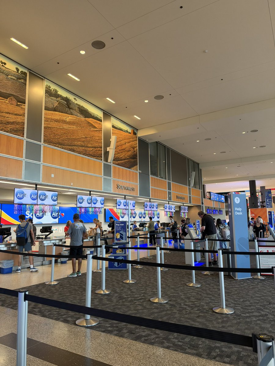 AustinAirport's tweet photo. #AUSALERT: Power restoration is underway and many airport systems such as airline ticket counters are starting to come back online.

TSA is open and operational, as is baggage claim. 

Airlines have had to adjust flight schedules for both arriving and departing flights in response to the outage so please keep an eye on any updates from your airline this evening. 

Crews continue to work to fully restore power and we will share an update once power has been restored.