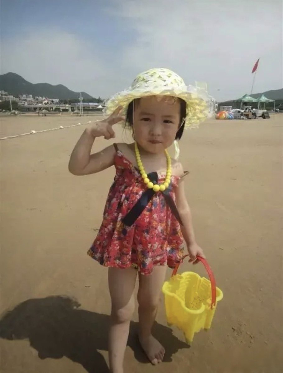 A2OLITE_XILI's tweet photo. 아니 시리 진짜애기때래…작고소중해…..

#A2OLITE #XILI #시리 https://t.co/AbiNJ2LN6A
