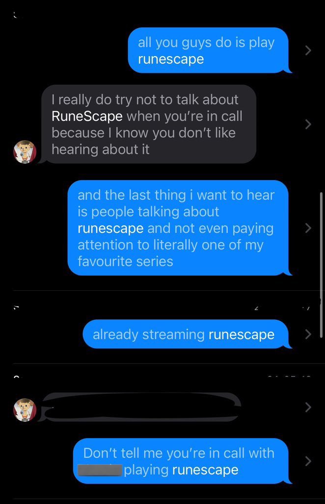 pon3cel's tweet photo. I just found this photo of when i genuinely used to get mad at my ex cuz all he would do is play runescape 😭😭😭 https://t.co/4Bx3ceXwiX