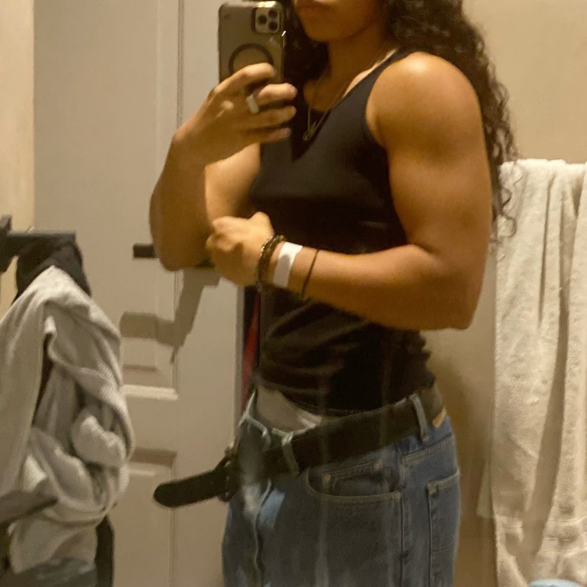 Numbr1Nic0le's tweet photo. Fem Bryeon but they’re built like this…. https://t.co/IBJUa2WTpB
